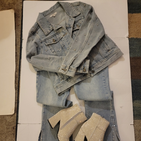 🆕️👖S.O.N.G. Slim Flare Blingy Denim Jeans, Sz 9 - Picture 1 of 5